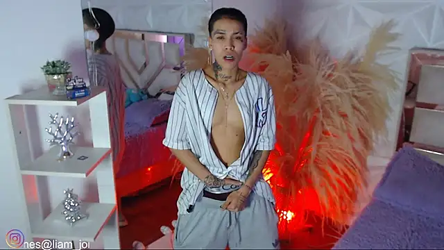 Jonesliam23 online show from February 2026 08:13:01 PM