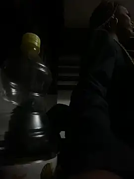 adaraSmiith online show from January 2025 11:23:02 AM