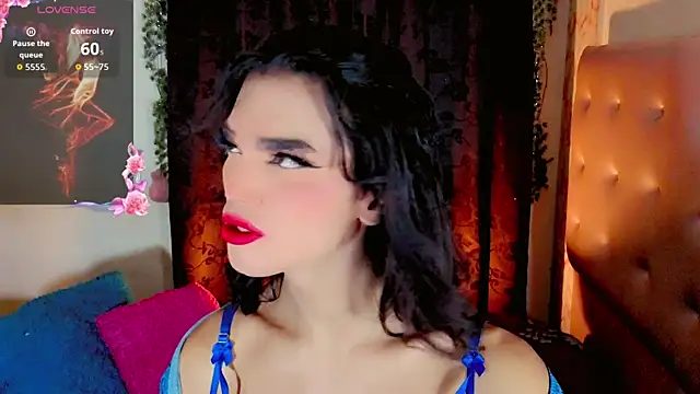 Snapshot of the-horus-girl chatting on July 2026 05:26:02 AM the-horus-girl online show from July 2026 05:26:02 AM