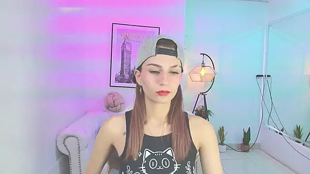 Snapshot of Tamara_slimx chatting on January 2025 03:54:02 AM Tamara slimx online show from January 2025 03:54:02 AM
