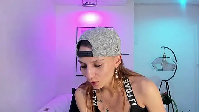 Snapshot of Tamara_slimx chatting on March 2025 10:22:02 AM Tamara slimx online show from March 2025 10:22:02 AM