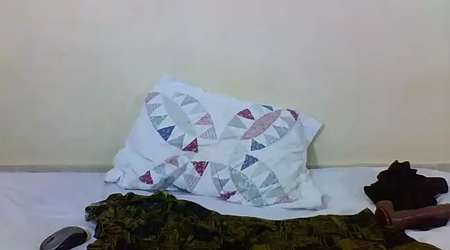 preettys56 online show from February 2025 09:48:01 PM