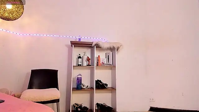 rose scottt online show from January 2025 03:43:01 PM