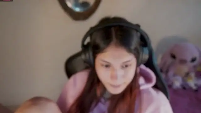 Snapshot of xofix chatting on March 2025 08:19:01 PM xofix online show from March 2025 08:19:01 PM