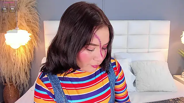 HannaKarson online show from October 2025 11:33:02 AM