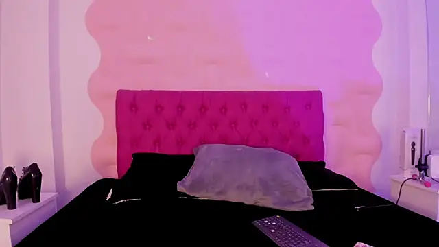 Natasha Nasty2 online show from November 2025 08:31:01 PM