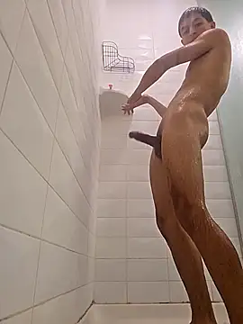 Yoko0381 online show from November 2025 05:18:02 AM