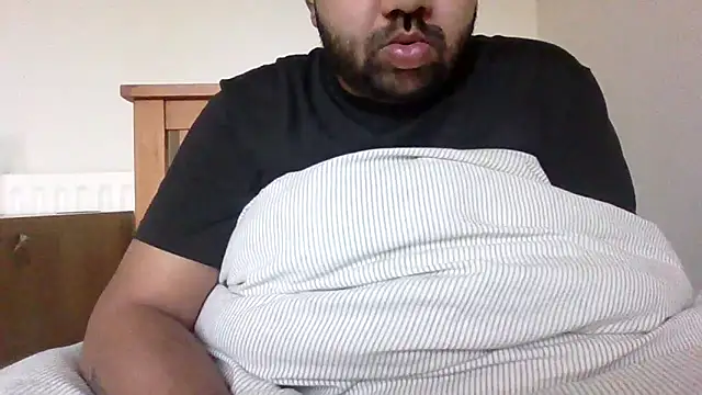 whoreboi98 online show from April 2026 05:51:01 PM