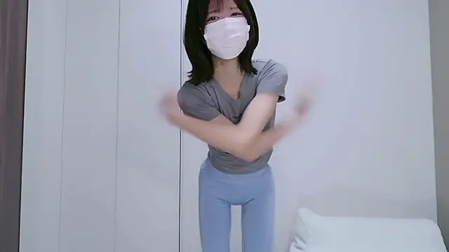 Snapshot of TsukasaSakai chatting on February 2026 10:02:02 PM TsukasaSakai online show from February 2026 10:02:02 PM