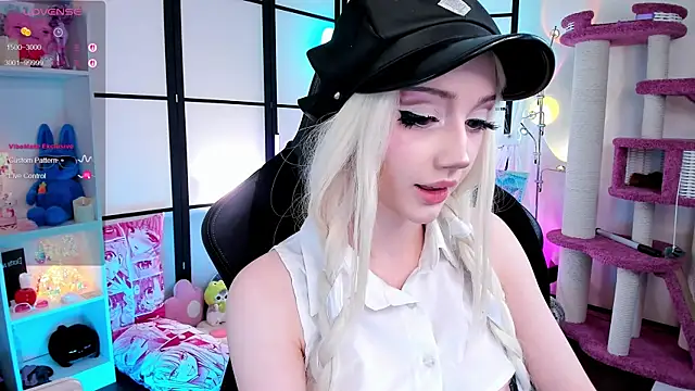 LilithLin online show from April 2026 07:06:02 PM