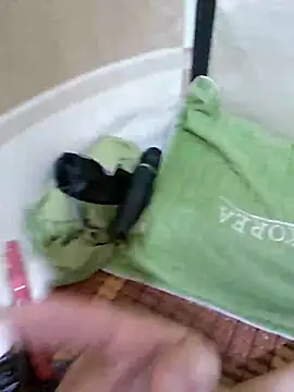 Snapshot of _Mira_69_ chatting on March 2026 05:52:01 AM Mira 69 online show from March 2026 05:52:01 AM