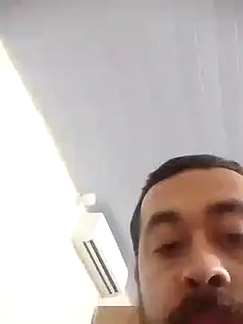 juanbenitez2 online show from March 2025 12:44:01 PM