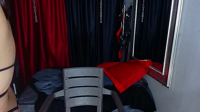 AvaLusty online show from January 2025 11:13:02 PM