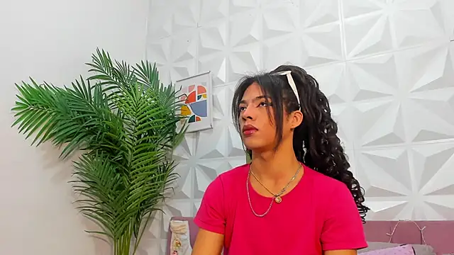 Briyit Doll online show from December 2024 12:22:02 PM