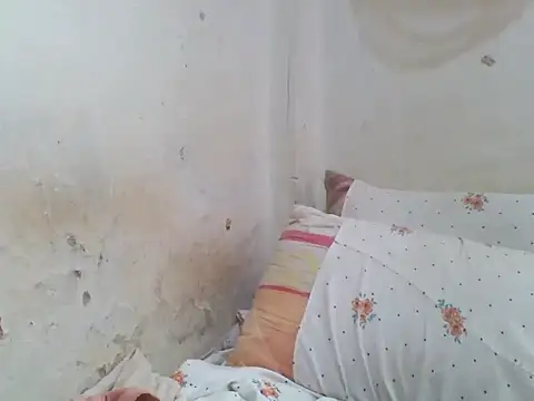 Snapshot of PRETTY-LIA chatting on April 2026 07:45:01 AM PRETTY-LIA online show from April 2026 07:45:01 AM