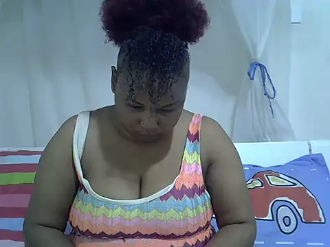 Snapshot of browndolly12 chatting on July 2026 04:44:02 PM browndolly12 online show from July 2026 04:44:02 PM