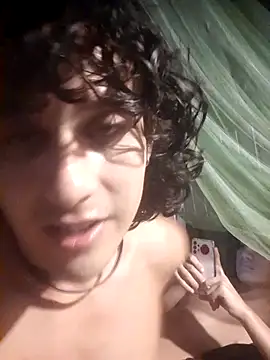 Snapshot of pedrodavid_ chatting on June 2026 02:20:02 AM pedrodavid online show from June 2026 02:20:02 AM