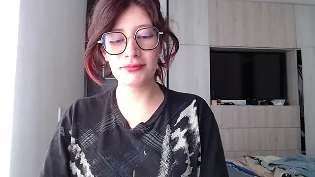 mariana124- online show from February 2025 01:25:01 PM