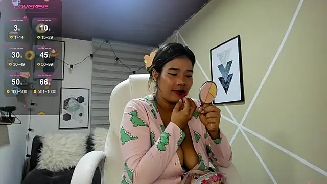 Enma  clark online show from October 2025 03:29:02 AM