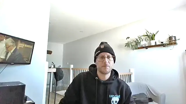 Bigdicktrav902 online show from February 2025 03:52:01 PM