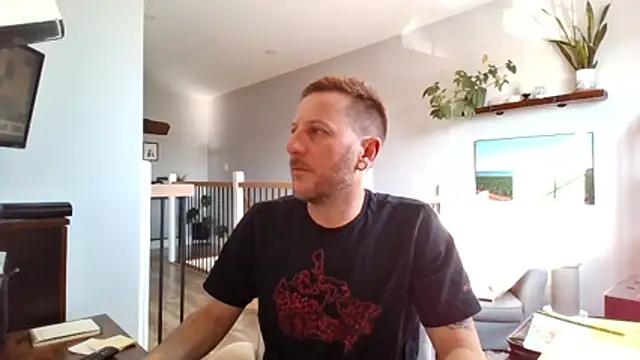 Bigdicktrav902 online show from April 2026 12:10:01 PM