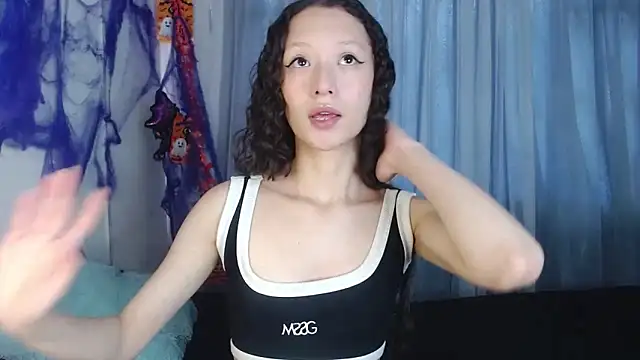 abbycutecs online show from October 2025 02:20:01 PM