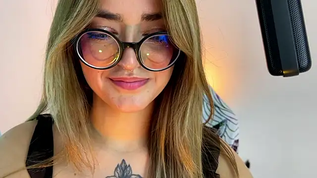 SweetJennaa online show from February 2026 01:10:02 AM