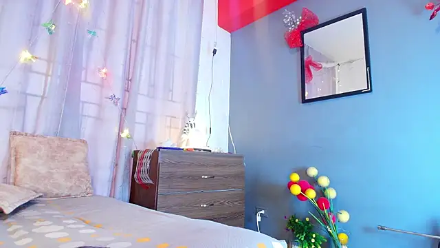 jade brunnette online show from December 2025 08:14:02 PM