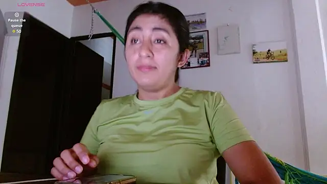 Snapshot of danna_peterson1 chatting on March 2025 08:00:01 PM danna peterson1 online show from March 2025 08:00:01 PM