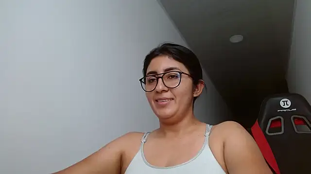 Snapshot of danna_peterson1 chatting on September 2025 09:41:02 PM danna peterson1 online show from September 2025 09:41:02 PM