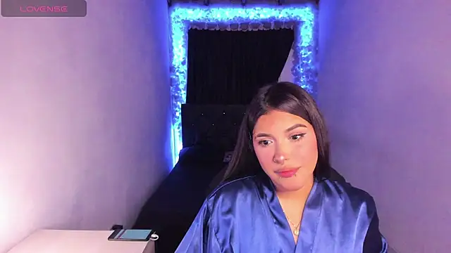 Mariana Hasper  online show from February 2025 12:02:01 AM