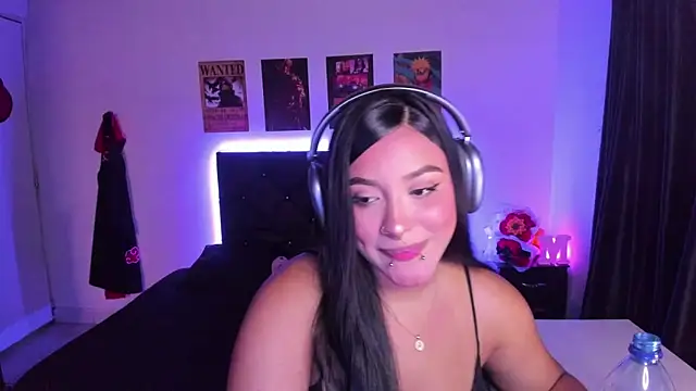 Mariana Hasper  online show from September 2025 01:49:01 AM