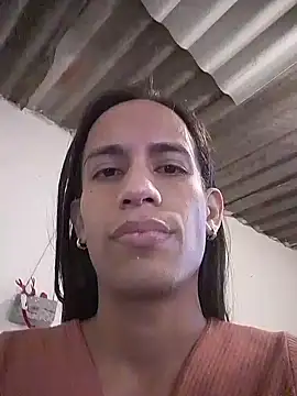 AlexaWarner online show from December 2025 06:26:01 PM