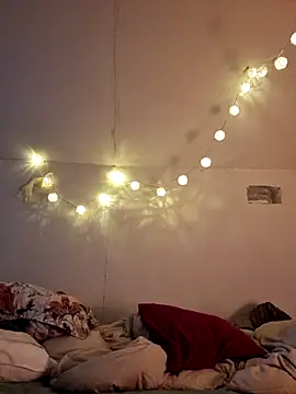 Snapshot of Afrania chatting on February 2025 01:04:02 AM Afrania online show from February 2025 01:04:02 AM