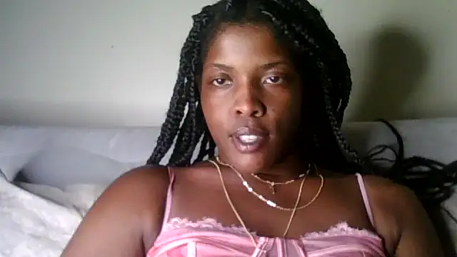 Snapshot of CaramelGoddessxoxo chatting on June 2026 11:10:02 PM CaramelGoddessxoxo online show from June 2026 11:10:02 PM