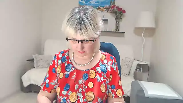 FleurMays online show from March 2025 06:30:01 AM