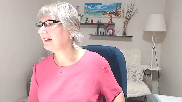 FleurMays online show from October 2025 05:08:01 AM