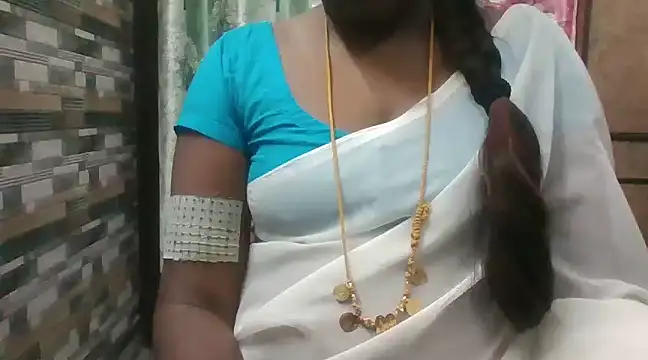 Snapshot of Hot_akshara chatting on December 2024 07:45:01 PM Hot akshara online show from December 2024 07:45:01 PM