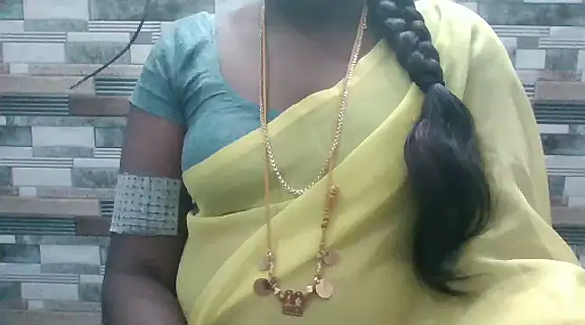 Snapshot of Hot_akshara chatting on December 2024 05:39:01 PM Hot akshara online show from December 2024 05:39:01 PM