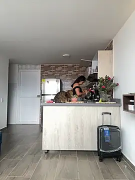 SofiaG  online show from November 2025 05:35:02 PM