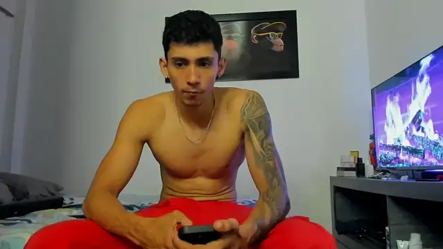 Snapshot of OliverBennet chatting on September 2025 05:04:02 PM OliverBennet online show from September 2025 05:04:02 PM