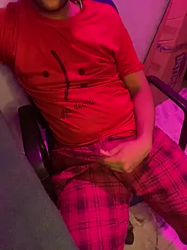 Snapshot of Vampiredaddy_ chatting on October 2025 03:16:01 PM Vampiredaddy online show from October 2025 03:16:01 PM