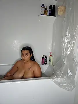 cinnaminnie online show from March 2026 02:44:02 PM