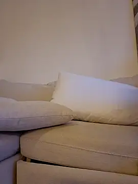 Jujuicy 97 online show from April 2026 06:02:01 PM