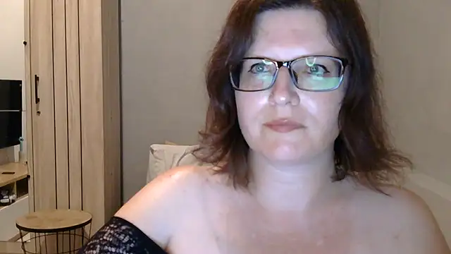 CrimsonMistress online show from October 2025 10:07:02 PM