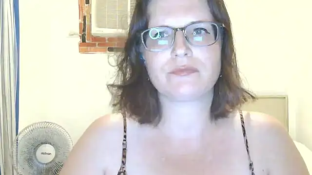 CrimsonMistress online show from April 2026 09:12:02 PM