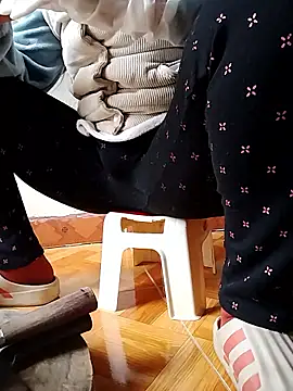 JasminePham online show from January 2026 02:37:01 AM