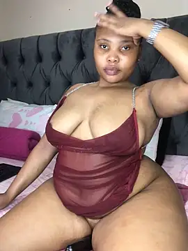 Anaelle24 online show from February 2026 05:28:02 AM