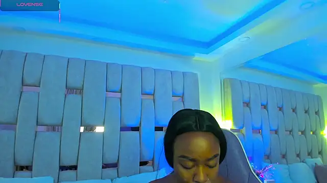 Snapshot of mia_schwarz chatting on February 2026 10:47:02 PM mia schwarz online show from February 2026 10:47:02 PM