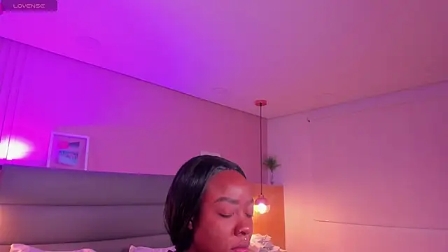 Snapshot of mia_schwarz chatting on February 2026 12:15:01 PM mia schwarz online show from February 2026 12:15:01 PM